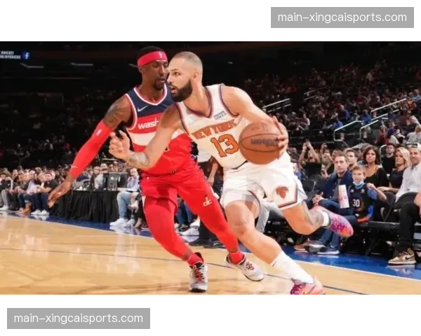 尼克斯外线轮转速度暴露问题，面对高体量三分链条需修正